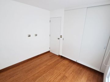 SE VENDE DEPARTAMENTO EN LA CASTELLANA SANTIAGO DE SURCO
