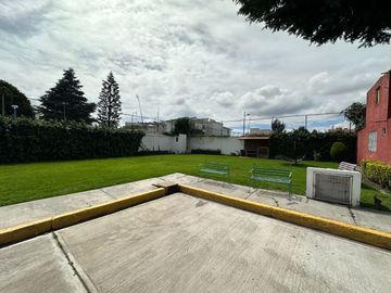 Venta de casa con ampIiacion en metepec frente colegio Argos