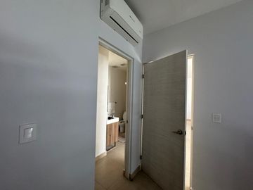 Departamento en Venta en Zona Tec (Torre Micropolis) en Monterrey, Nl.