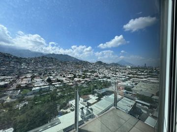 Departamento en Venta en Zona Tec (Torre Micropolis) en Monterrey, Nl.