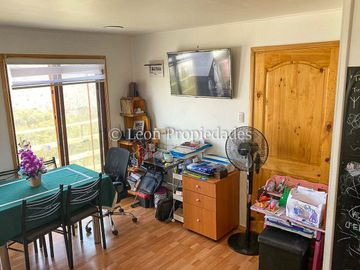 Leon Propiedades vende casa en Sector La Aurora, Curacaví.