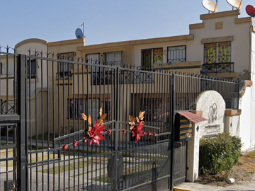 CASA EN VENTA EN URBI VILLA DEL CAMPO-TECAMAC