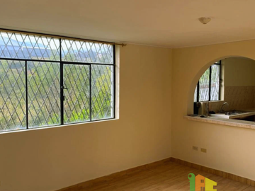 VENDO CASA INDEPENDIENTE EN PIFO, SECTOR CHAUPIMOLINO