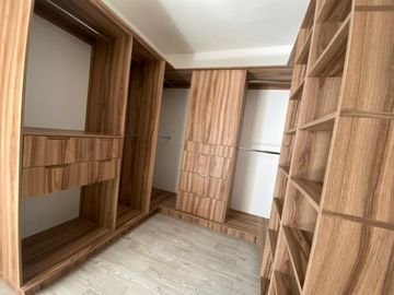 CASA EN VENTA EN VIÑEDOS