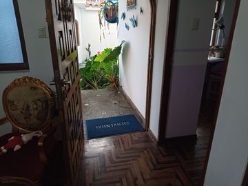 Urb. El Recreo Casa de 309.48m2 ideal para Clínica o Empresa