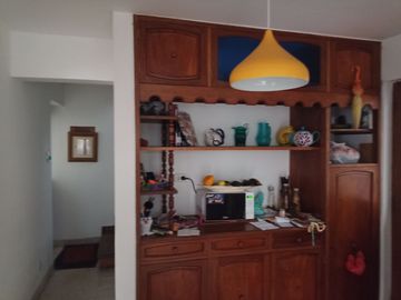 Urb. El Recreo Casa de 309.48m2 ideal para Clínica o Empresa