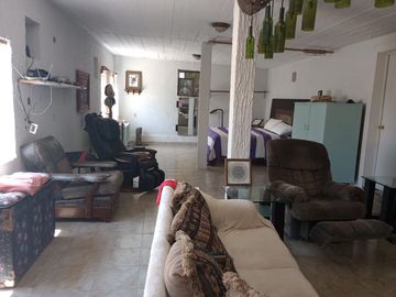 APROVECHA 128 HECT RUMBO SIERRA DE LOBOS, CARR LEON A SAN FELIPE, CON FRENTE A CARRETERA, MANANTIALES, SEMBRADIOS DE MAGUEYES, NOPALES, BORDOS, BASTAN
