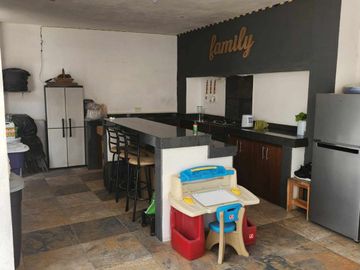 HERMOSA CASA EN VENTA EN CUMBRES ANTARES DOBLE TERRENO