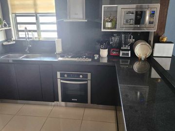 HERMOSA CASA EN VENTA EN CUMBRES ANTARES DOBLE TERRENO