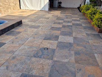 HERMOSA CASA EN VENTA EN CUMBRES ANTARES DOBLE TERRENO