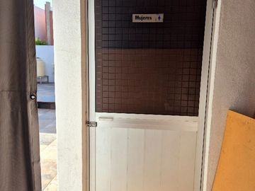 HERMOSA CASA EN VENTA EN CUMBRES ANTARES DOBLE TERRENO