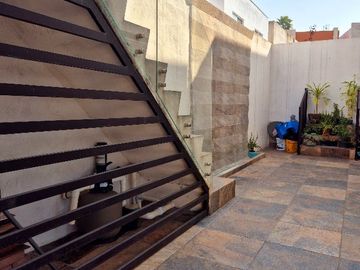 HERMOSA CASA EN VENTA EN CUMBRES ANTARES DOBLE TERRENO