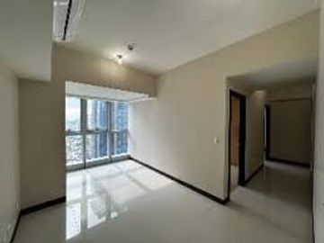 FOR SALE: Fully furnished 2BR Unit in Uptown Parksuites, BGC