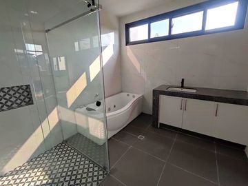 Stunning Modern House w/ Swimming Pool and Lot for Sale in Greenwoods Executive Village