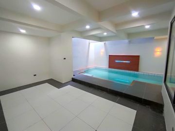 Stunning Modern House w/ Swimming Pool and Lot for Sale in Greenwoods Executive Village