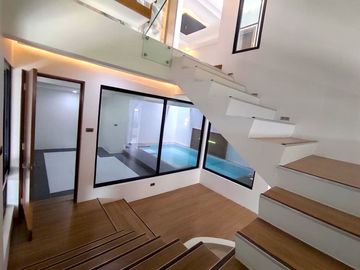 Stunning Modern House w/ Swimming Pool and Lot for Sale in Greenwoods Executive Village