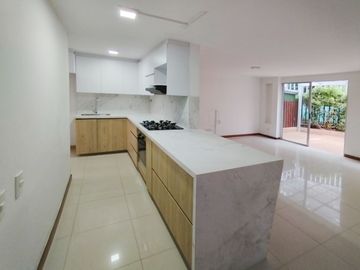 Venta Casa Envigado, Transversal intermedia con Loma de Benedictinos
