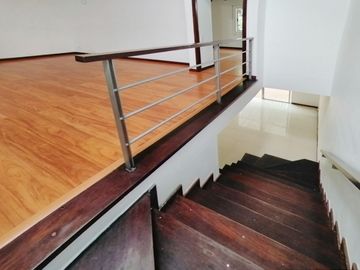 Venta Casa Envigado, Transversal intermedia con Loma de Benedictinos