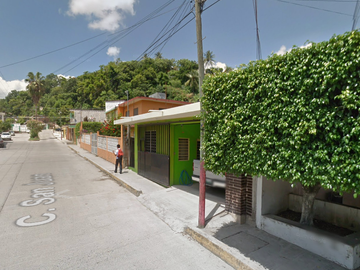 CASA EN REMATE EN BARRIO SAN JUAN PAPANTLA VERACRUZ