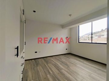 Venta De Departamento Moderno De Estreno En Surco