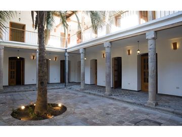 Casa de Venta 1400M2 Centro Historico 1 Parqueadero