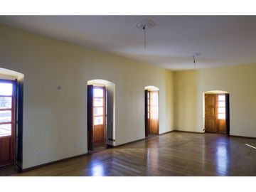 Casa de Venta 1400M2 Centro Historico 1 Parqueadero