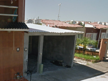 CASA EN REMATE EN GEOVILLAS LOS PINOS VERACRUZ LLAVE