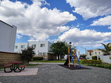 VENTA CASA EN CASTELLO JURIQUILLA SANTA FE QUERÉTARO