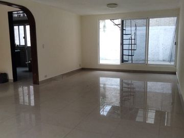 CASA EN VENTA EL POTRERO DE ATIZAPÁN CALLE ARBOLITOS, EDOMEX.
