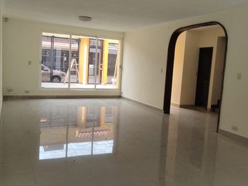 CASA EN VENTA EL POTRERO DE ATIZAPÁN CALLE ARBOLITOS, EDOMEX.