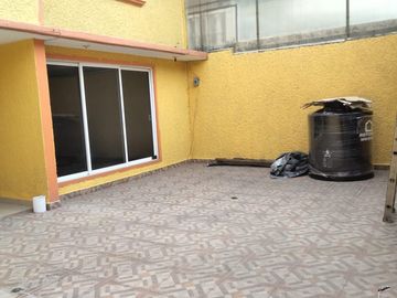 CASA EN VENTA EL POTRERO DE ATIZAPÁN CALLE ARBOLITOS, EDOMEX.
