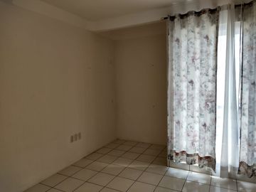 CASA EN CONDOMINIO CON VIGILANCIA Y ALBERCA CERCA HOME DEPOT Y WALMART 3 RECÁMARAS