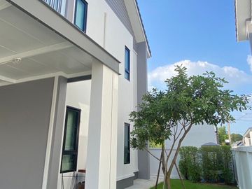Fully furnished 3 Bedrooms for sale in 9 Morakot