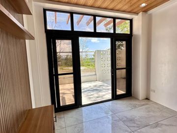 Retirement Home with Taal View House and Lot for Sale in Splendido Tagaytay Laurel Batangas