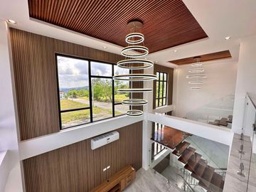 Retirement Home with Taal View House and Lot for Sale in Splendido Tagaytay Laurel Batangas