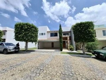 RESIDENCIA EN VENTA LOMAS DE ANGELOPOLIS 1, CLUSTER 999 PUEBLA