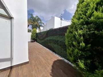RESIDENCIA EN VENTA LOMAS DE ANGELOPOLIS 1, CLUSTER 999 PUEBLA