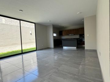 Estrena Residencia en venta Fracc.Valle de Juriquilla 3 recàmaras cuarto de servicio amenidades vigilancia MM-QHO6574853