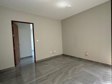 Estrena Residencia en venta Fracc.Valle de Juriquilla 3 recàmaras cuarto de servicio amenidades vigilancia MM-QHO6574853