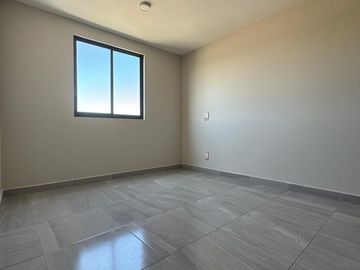 Estrena Residencia en venta Fracc.Valle de Juriquilla 3 recàmaras cuarto de servicio amenidades vigilancia MM-QHO6574853