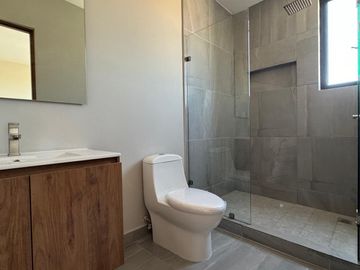 Estrena Residencia en venta Fracc.Valle de Juriquilla 3 recàmaras cuarto de servicio amenidades vigilancia MM-QHO6574853