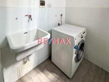 Departamento En Alquiler Con Cochera Incluida