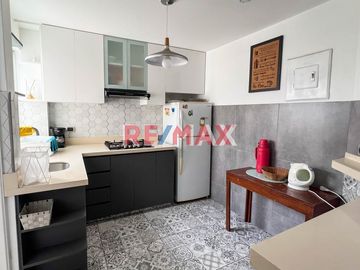 Departamento En Alquiler Con Cochera Incluida