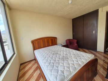 CASA EN VENTA MITAD DEL MUNDO 206M2 $74.900
