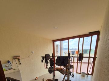 CASA EN VENTA MITAD DEL MUNDO 206M2 $74.900
