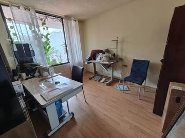 CASA EN VENTA MITAD DEL MUNDO 206M2 $74.900