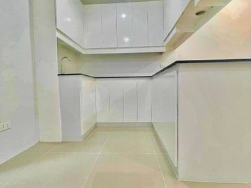 PILAR DAO ST. 8.9M TRIPLEX