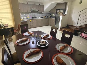 EN VENTA, CÓMODO DEPARTAMENTO DUPLEX.  SECTOR TOTORACOCHA!!!