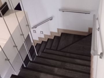 VENTA ESPACIOSA Y ESTRATEGICA CASA EN CONDOMINIO, CIUDAD JARDIN, SECTOR HOLGUINES, SUR CALI..