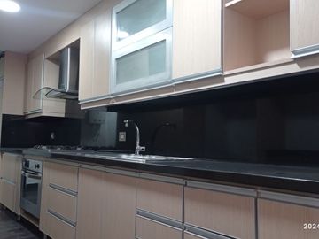 VENTA ESPACIOSA Y ESTRATEGICA CASA EN CONDOMINIO, CIUDAD JARDIN, SECTOR HOLGUINES, SUR CALI..